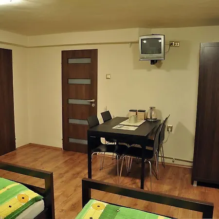 Najlepsze Miejsce - I W Krakowie ホームステイ *